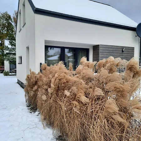 Sosnowe Zacisze 度假居 *